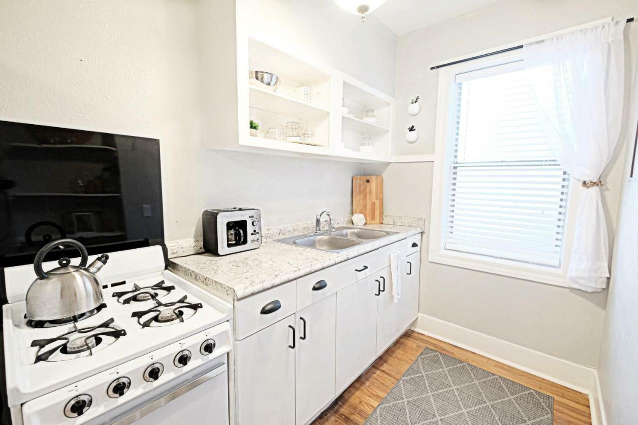Fresh & Bright, Lower-Greenville Ave Area Dallas Extérieur photo